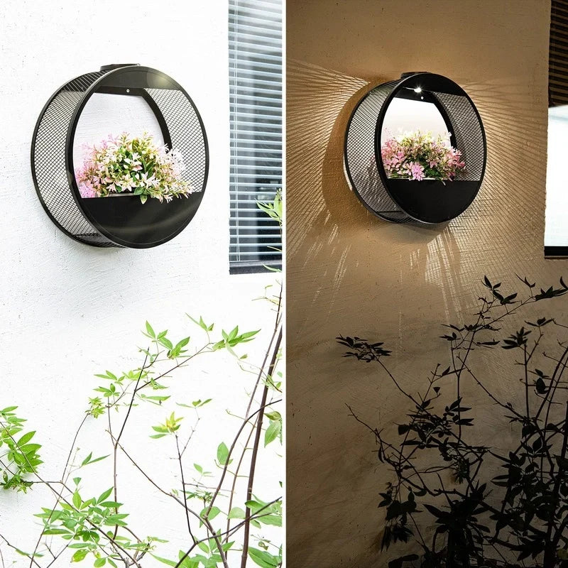 Potvormige wandlamp op zonne-energie