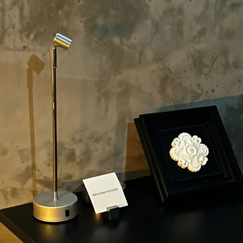 FlexSpot™ stolní lampa