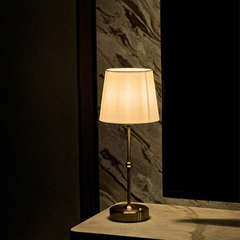 GoldenEase™ Επιτραπέζιο φωτιστικό