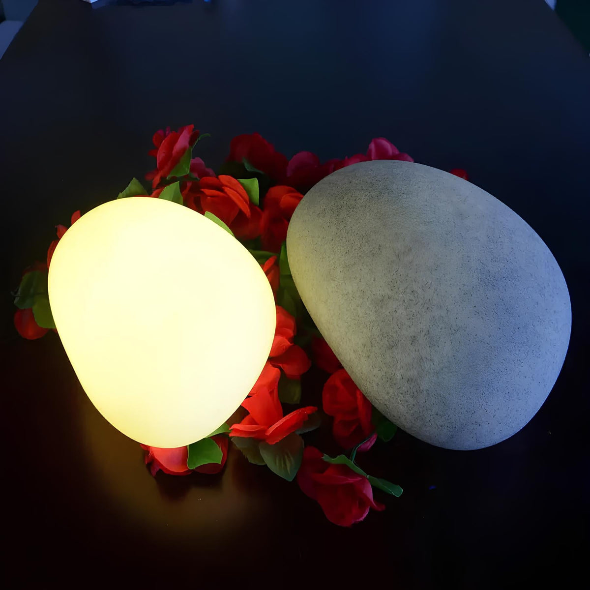 Luz de jardim em forma de seixo