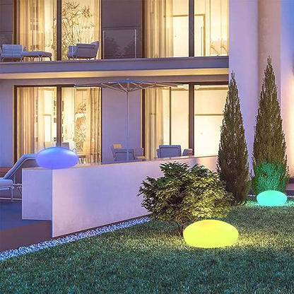 Luz de jardim em forma de seixo