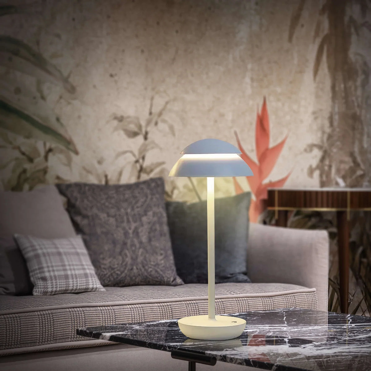 Lampu Prestij Bercahaya