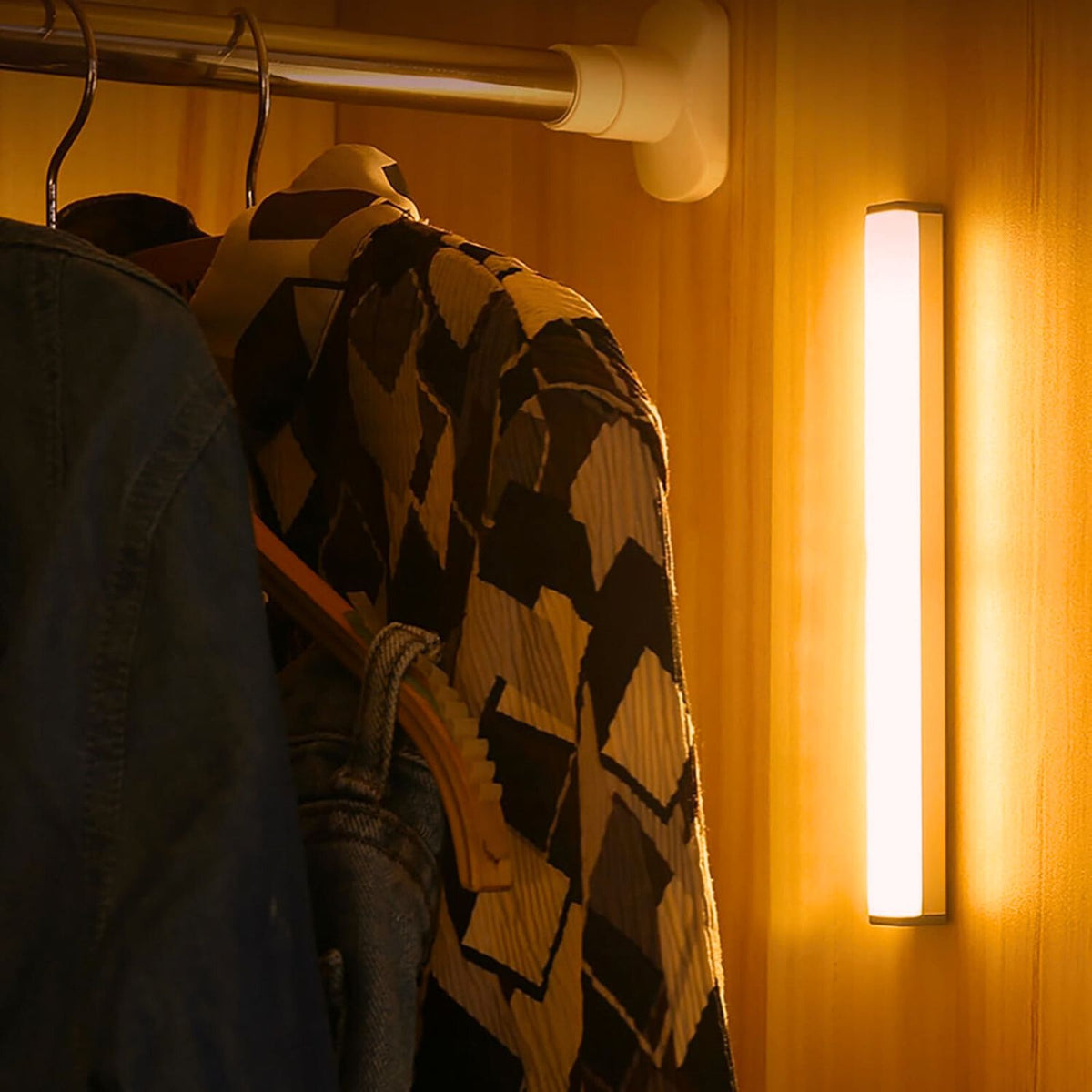 Brightly™ Luce con sensore di movimento