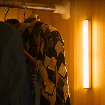 Brightly™ Luce con sensore di movimento
