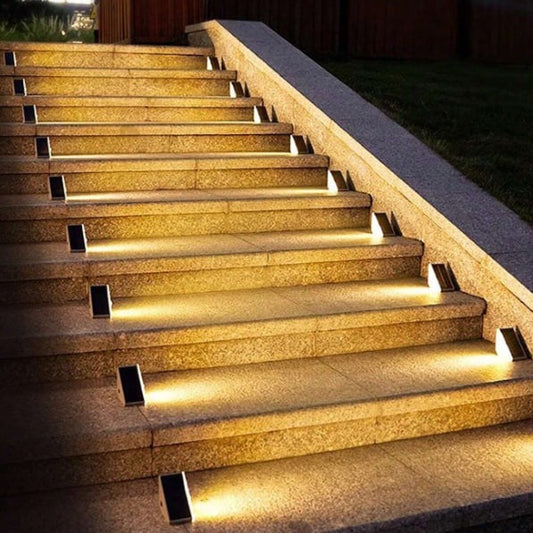 Luci solari per scale